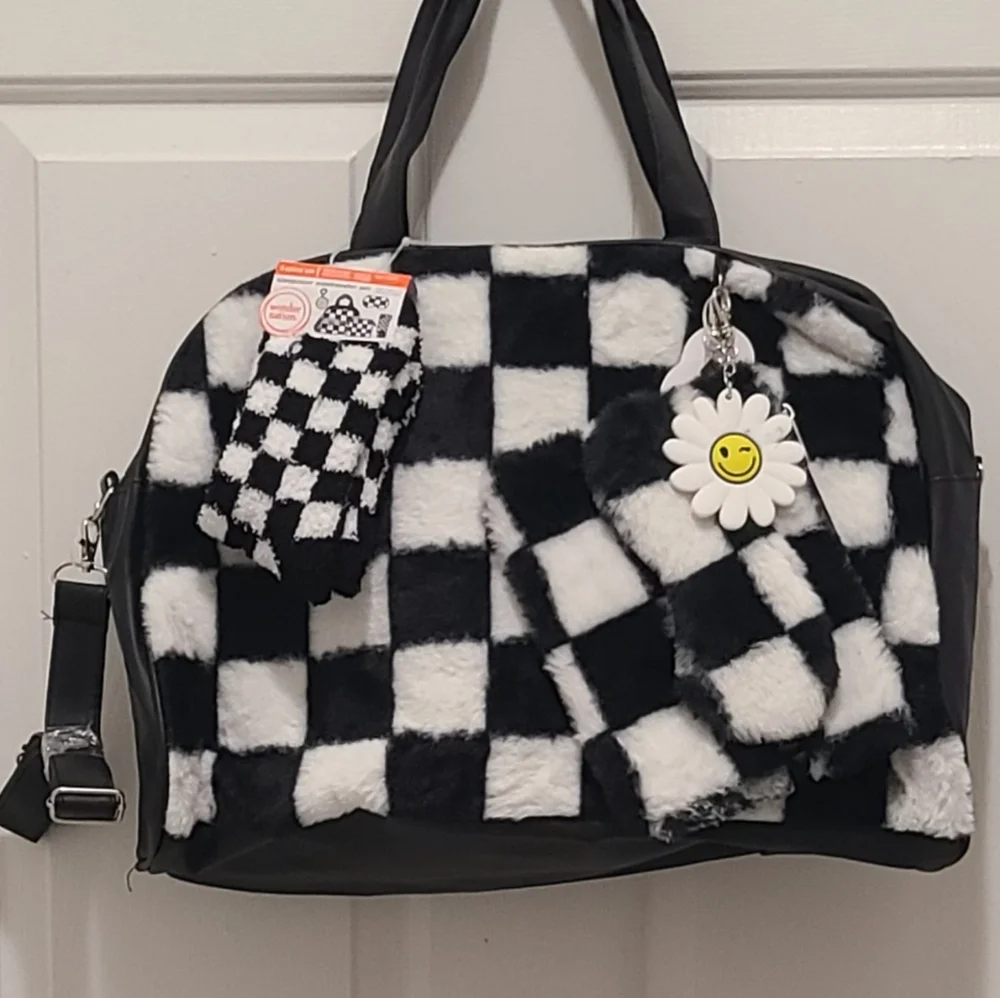 Wonder Nation 5 Piece Black White Checked Faux Fur Vegan Leather Duffle Bag Set - Picture 1 of 6
